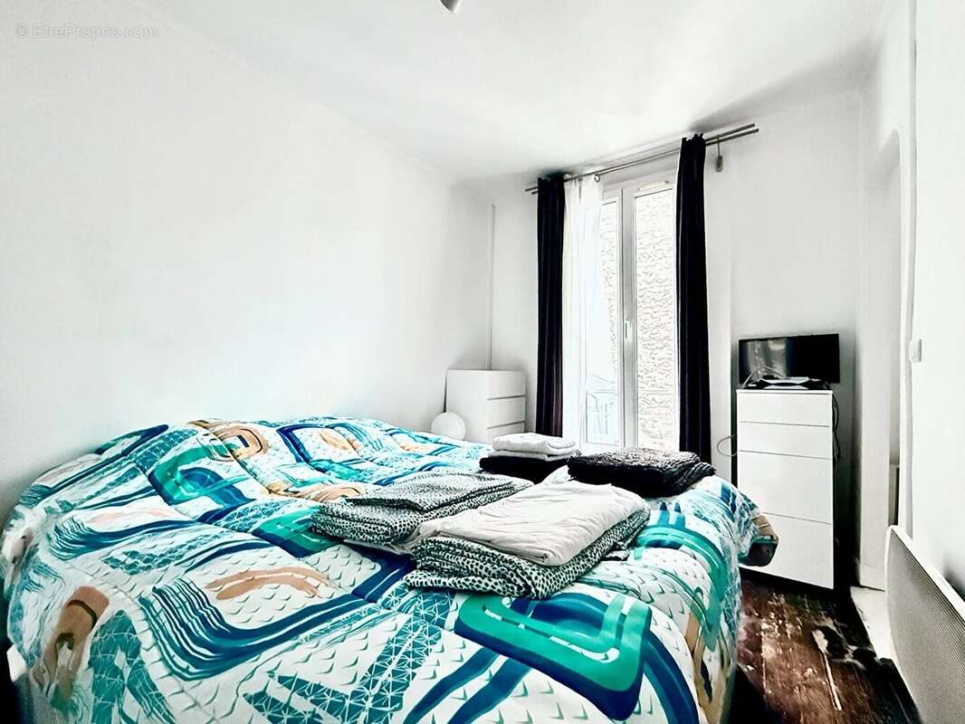 Appartement à PARIS-2E