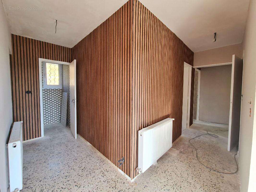 Maison à SAINT-MARTIN-DE-VALGALGUES