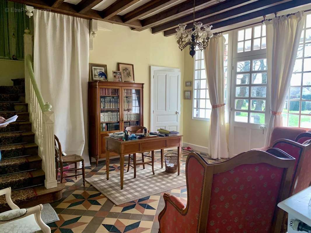 Maison à NEUVY-SAINT-SEPULCHRE