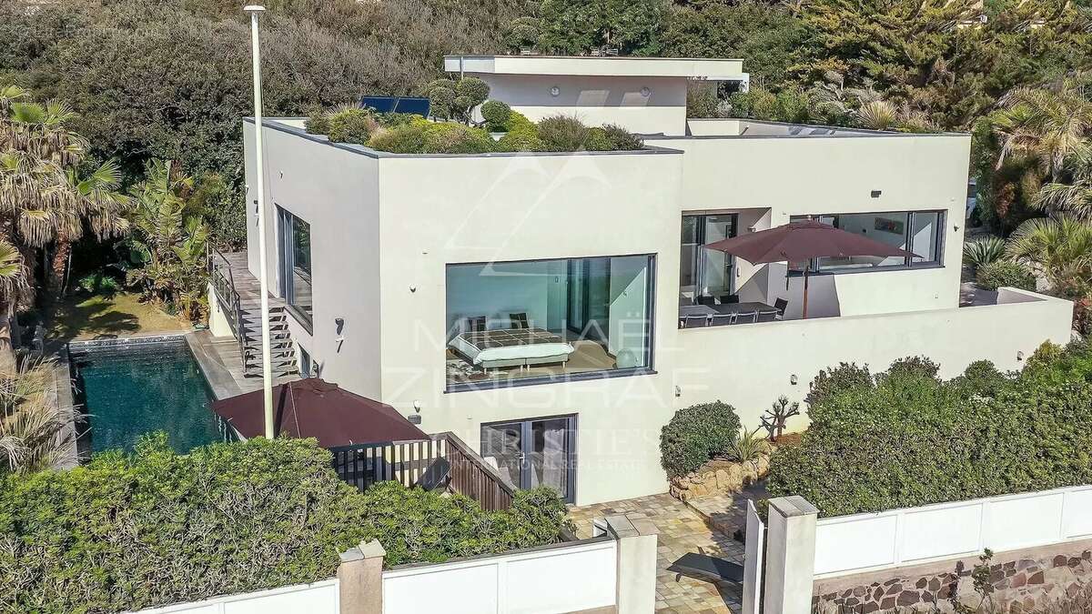 Maison à FREJUS