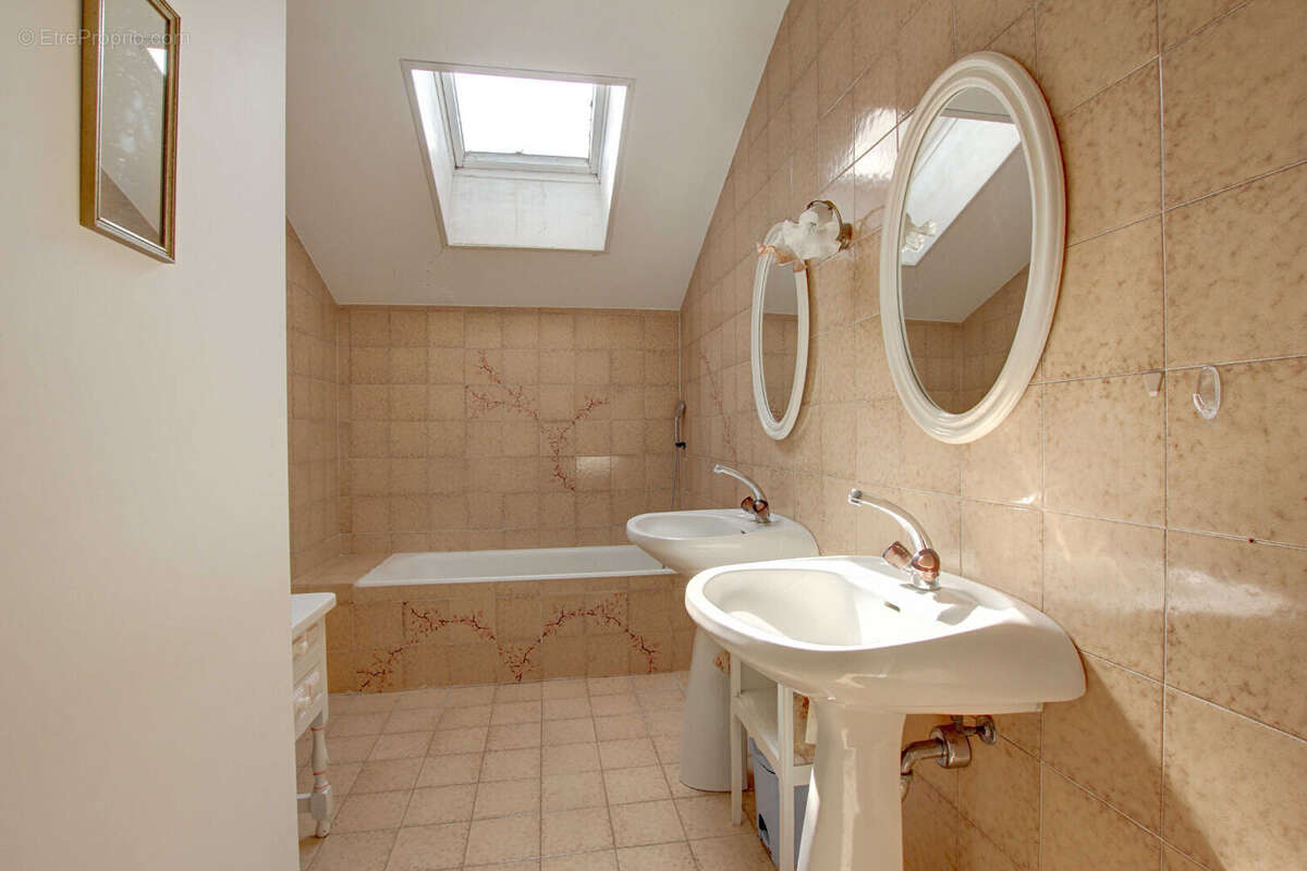 Maison à SAINT-EUSEBE