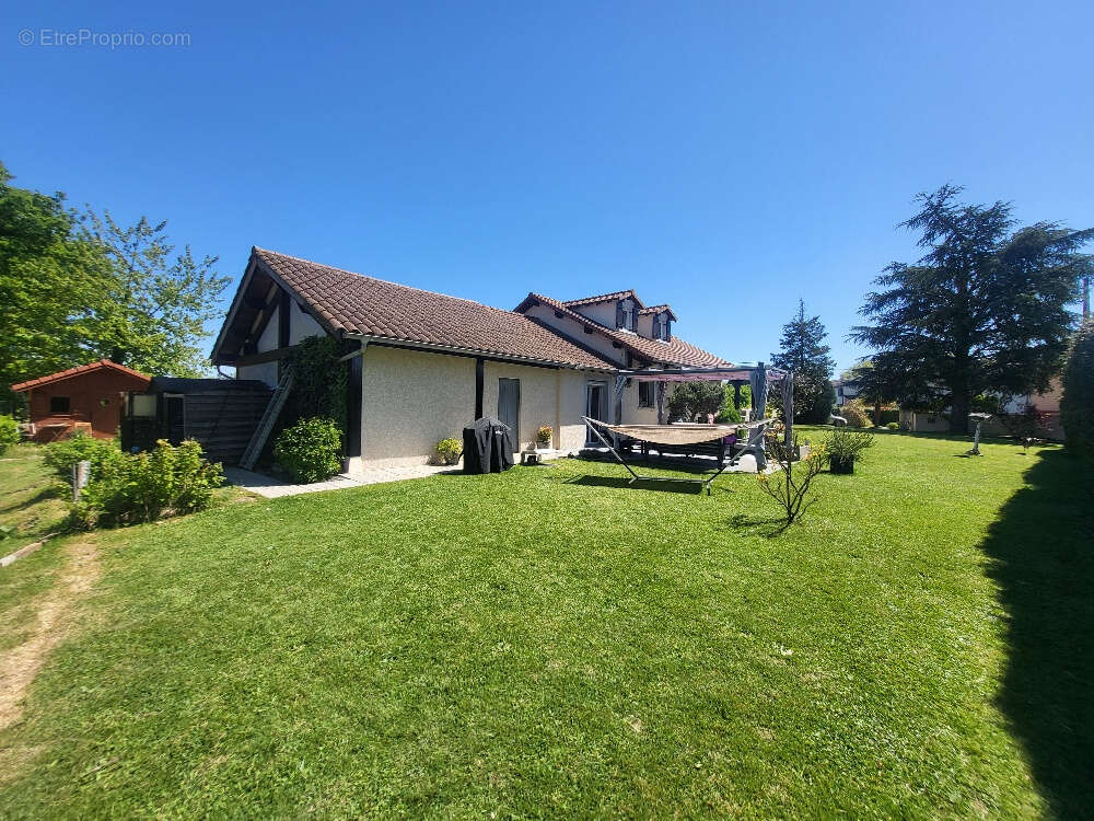 Maison à SAINT-DIDIER-SUR-CHALARONNE