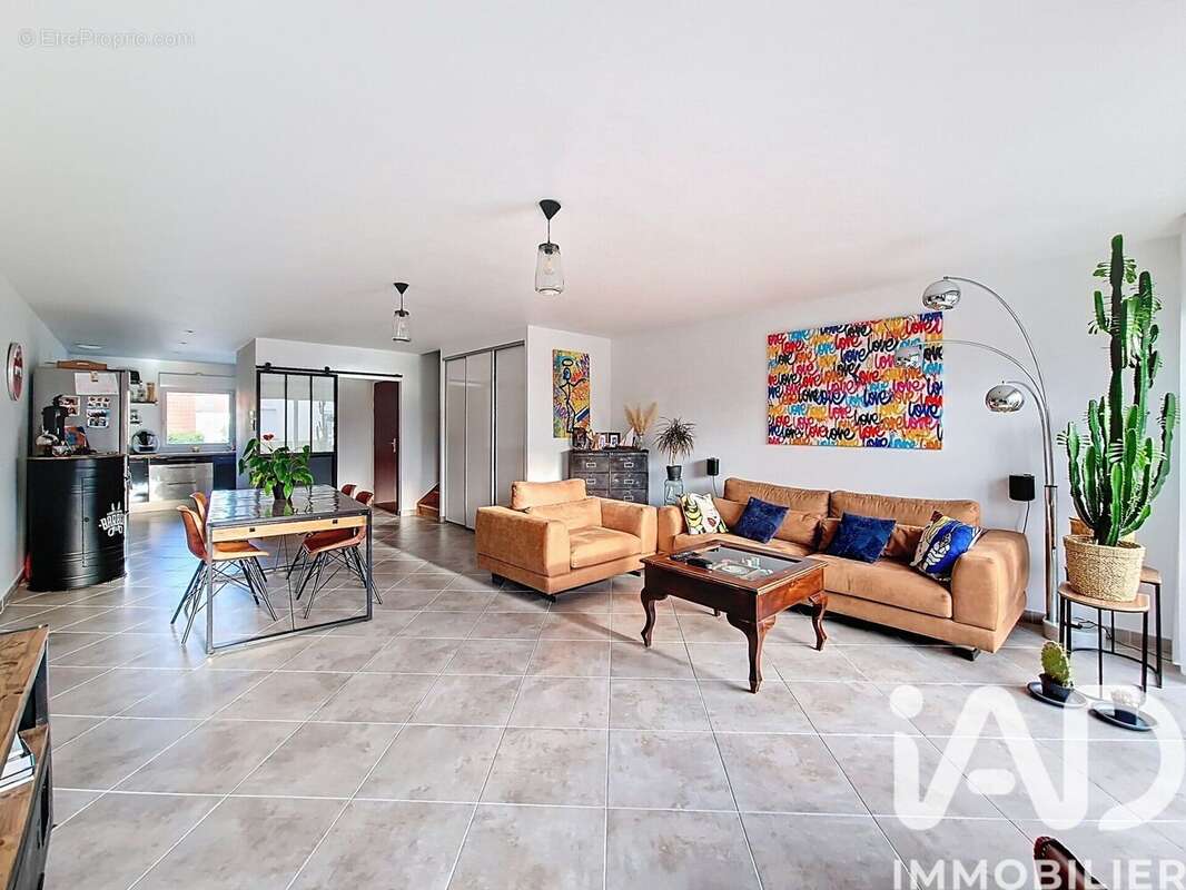 Photo 3 - Appartement à SAINT-FARGEAU-PONTHIERRY