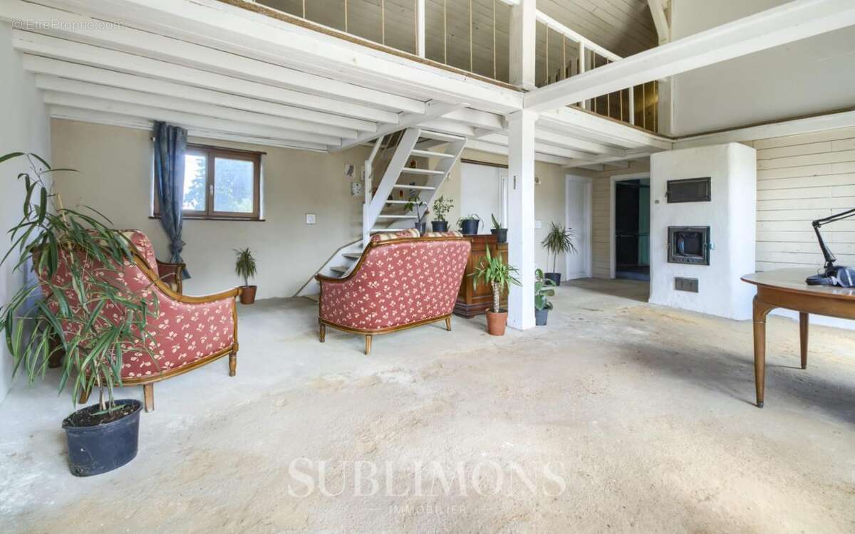 Maison en bois à personnaliser - photo 2
