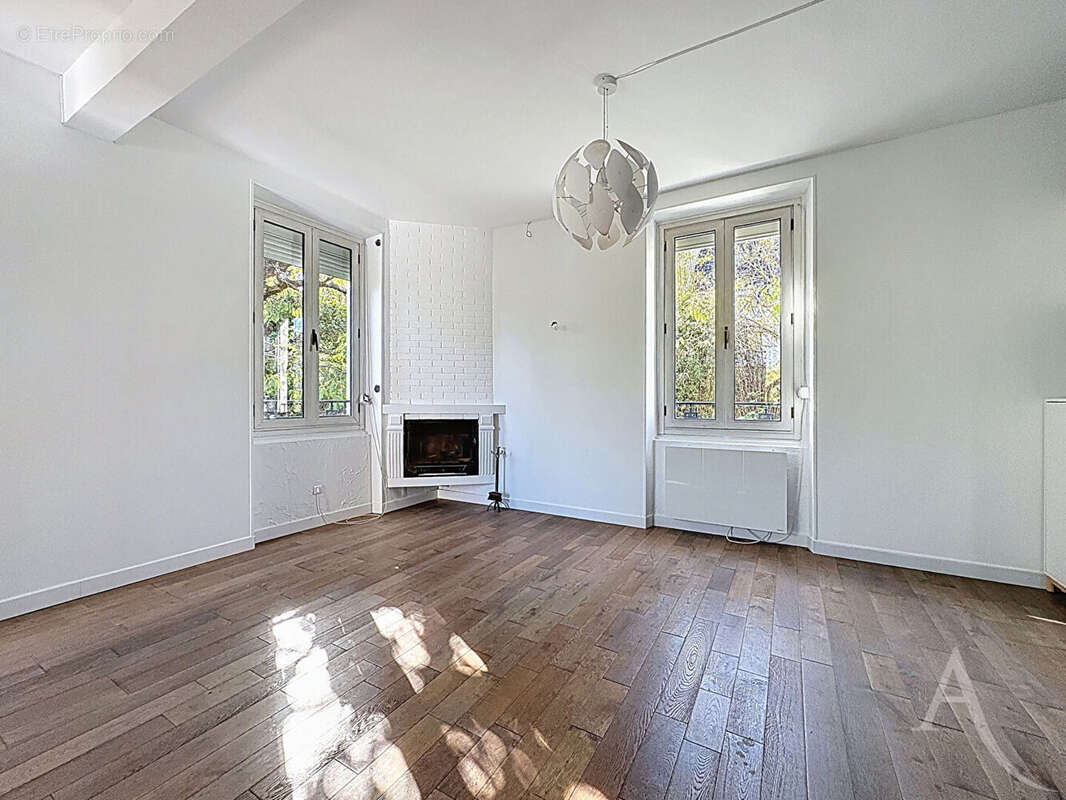 Maison à MANTES-LA-VILLE