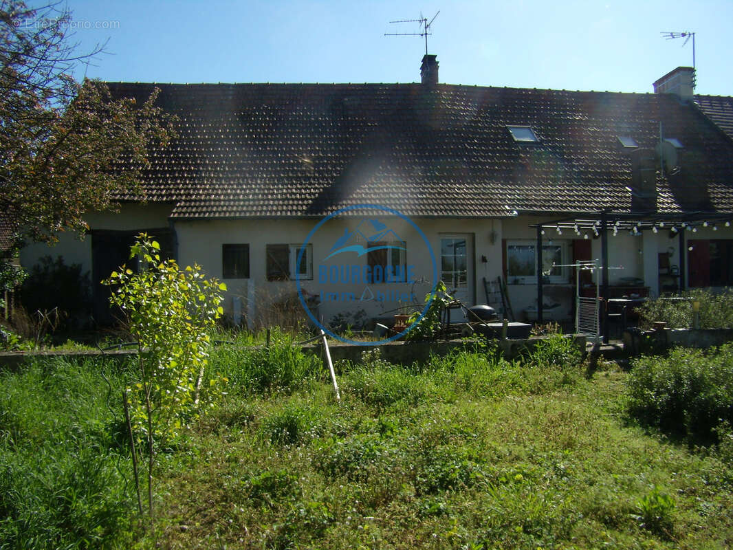 Maison à EPERVANS