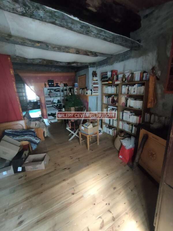 Maison de village à rénover - photo 7