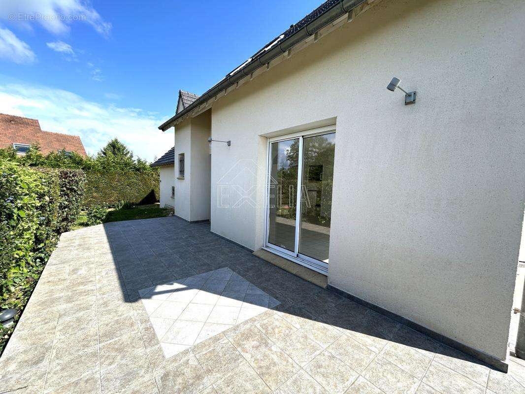 Maison récente 7 pièces 150 m² avec double garage, dépendance, box à chevaux et grand jardin de 1685 m² à Villegats - photo 26
