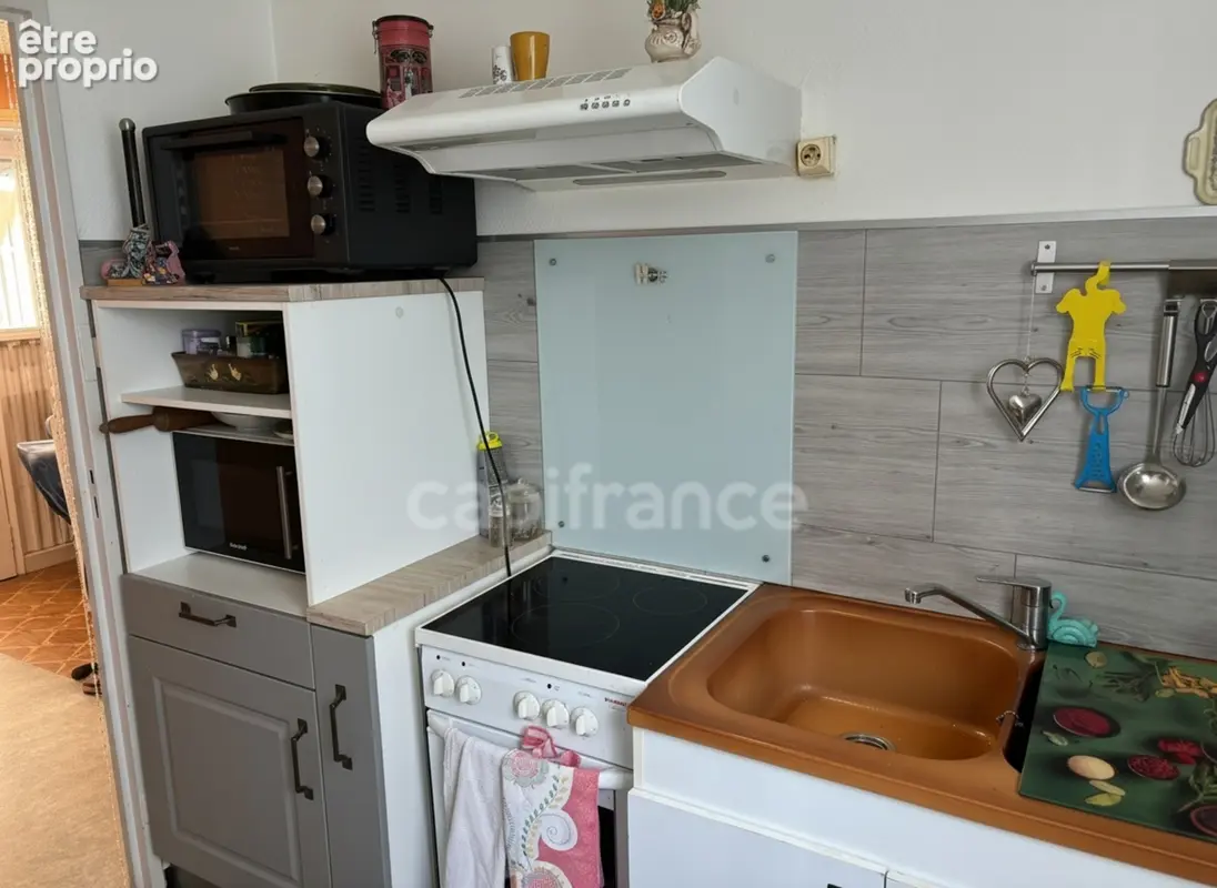 _Balcon, garage, parking et cave  T3 de 55 m² à Besançon Chaprais - photo 5