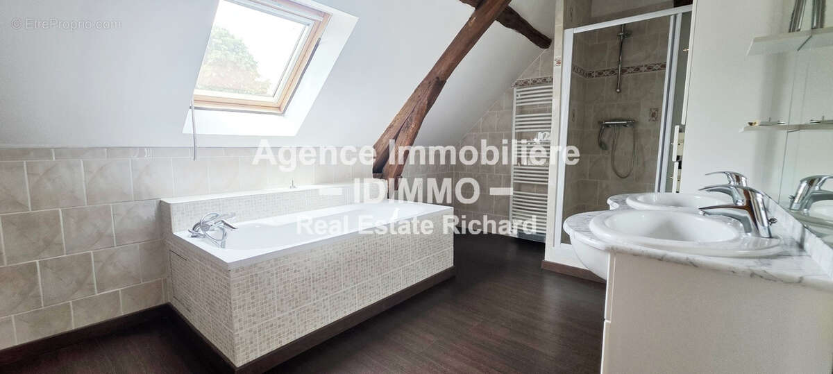 Maison à BEAUMONT-DU-GATINAIS