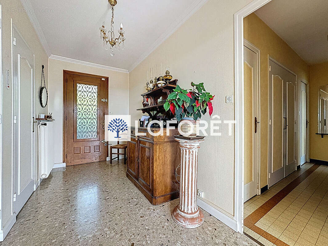 Maison hauteur Beynost - 110m² - 5 pièces - 1761m² de terrain - photo 12