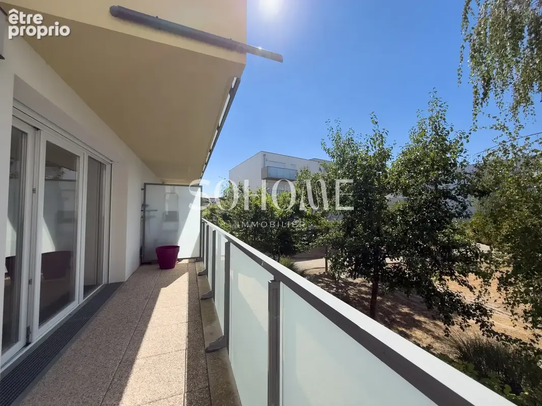 Appartement t4 avec balcons et parking - bezannes - photo 3