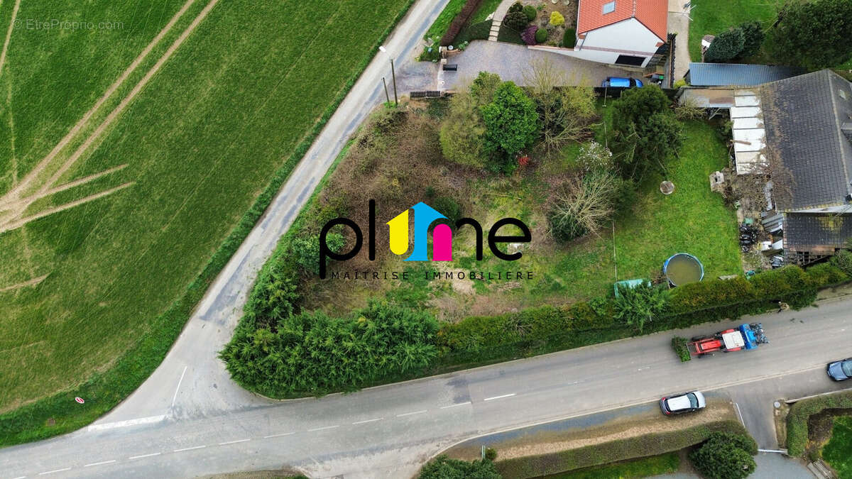 Terrain à RIENCOURT-LES-CAGNICOURT