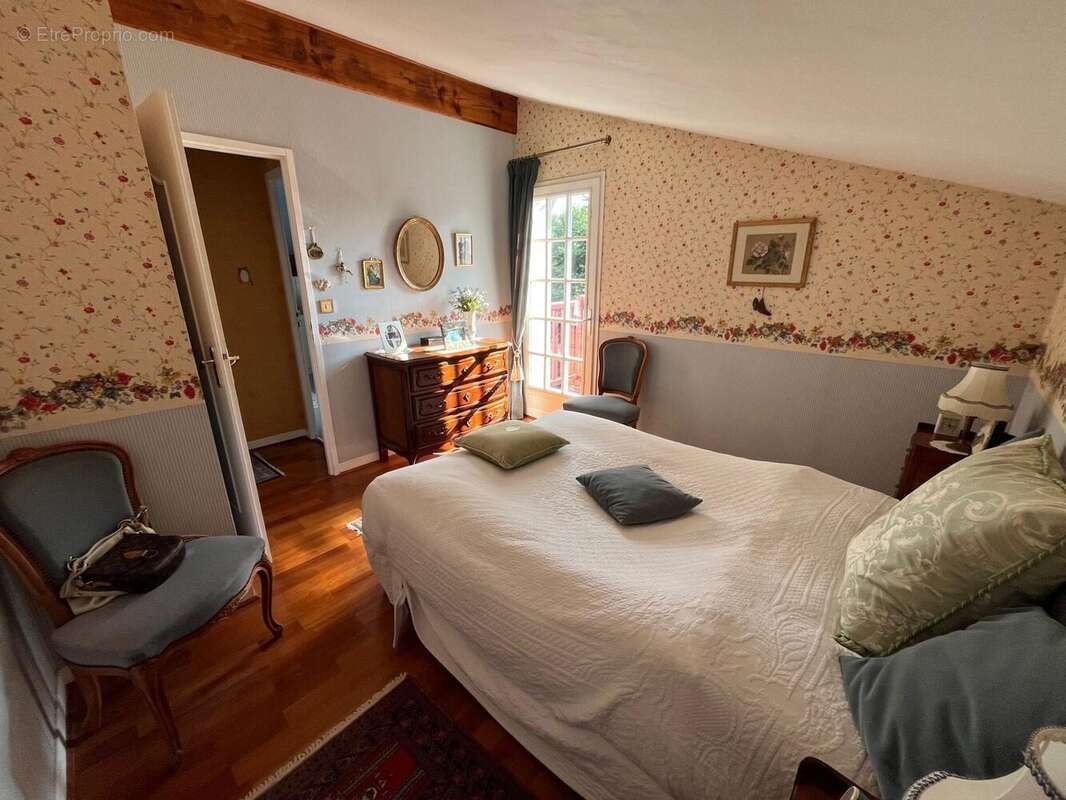 Maison à BASSUSSARRY