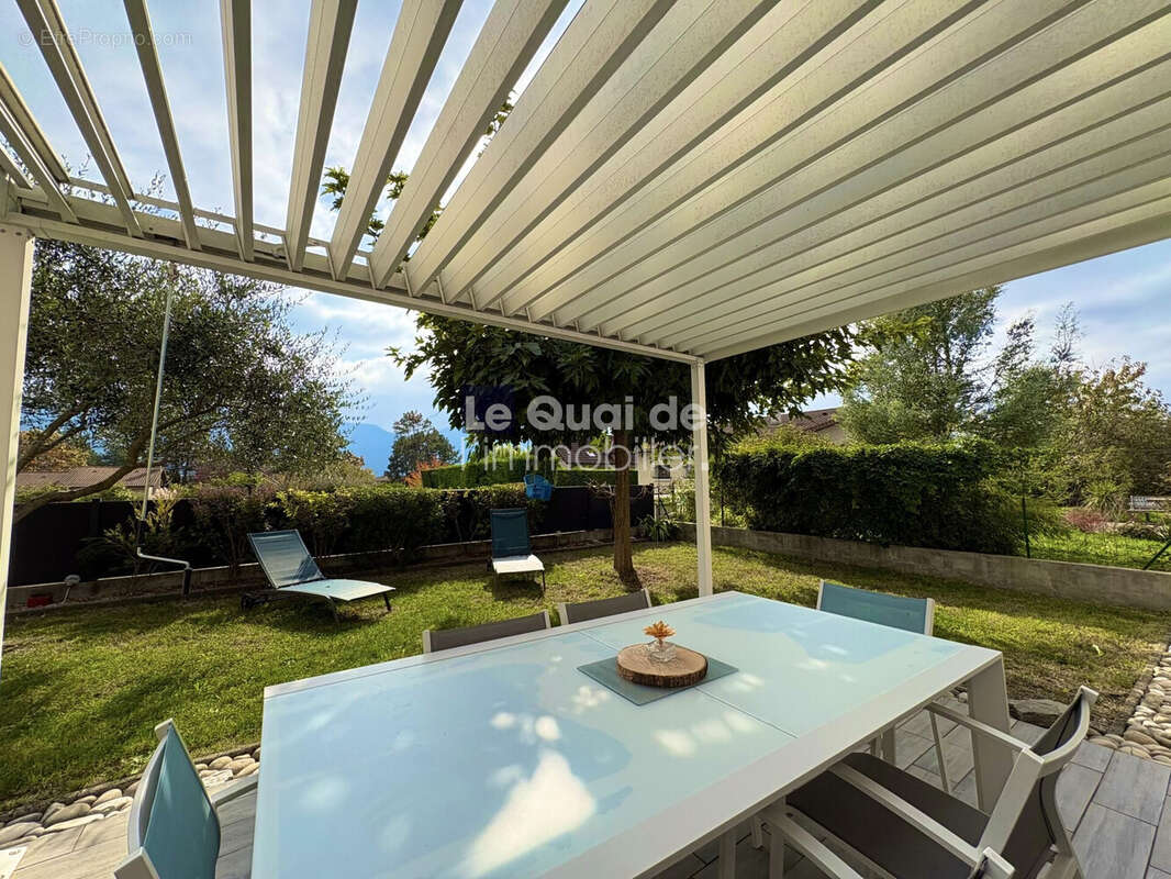 Appartement à CROLLES