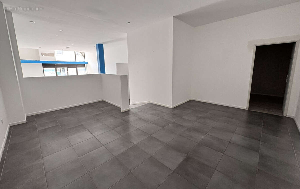 Commerce à CARCASSONNE