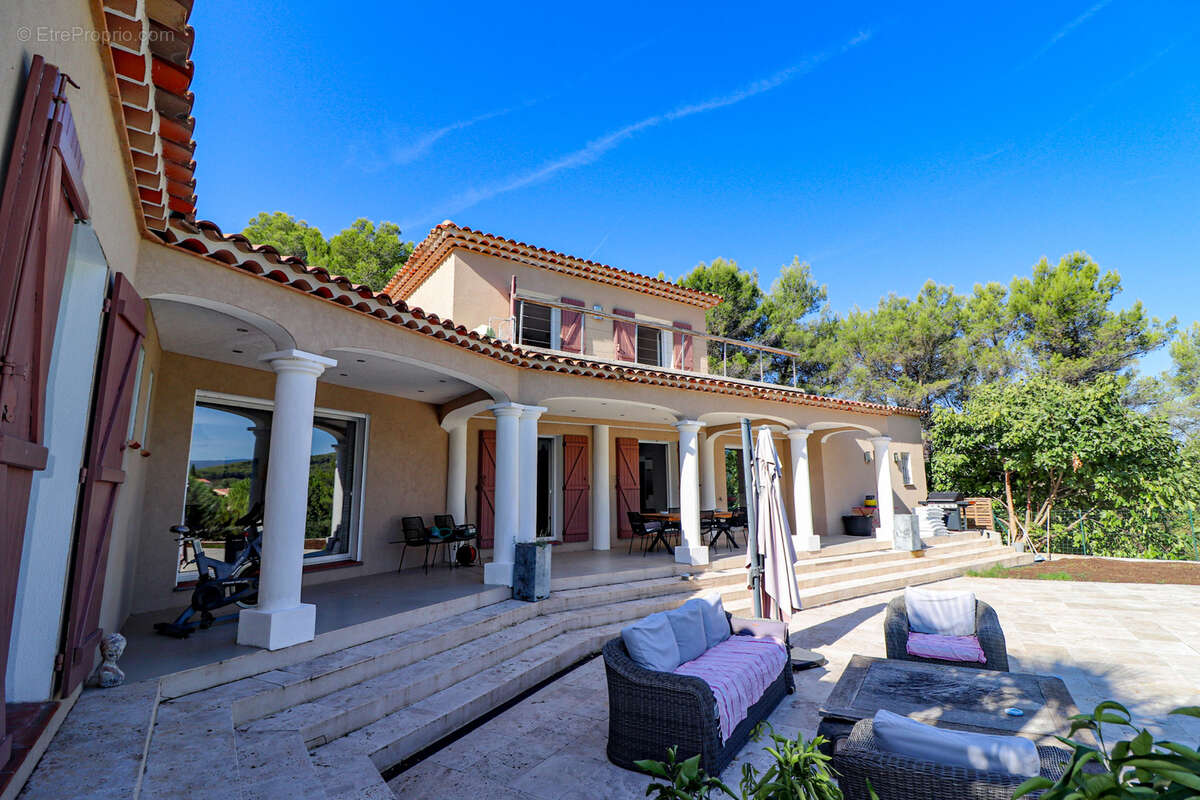 Maison à DRAGUIGNAN