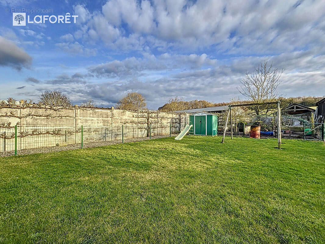 Maison à CANY-BARVILLE