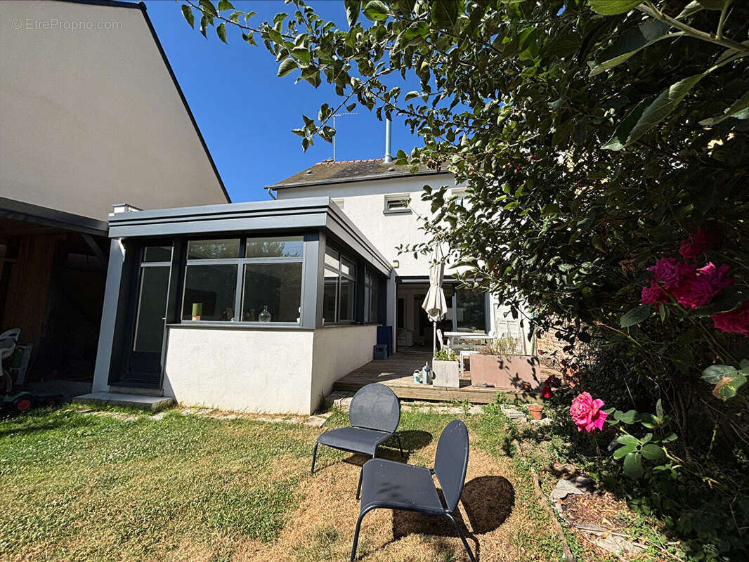 Maison - à vendre - rénovée - jardin - terrasse - quartier Cleunay proche Arsenal Redon - photo 15