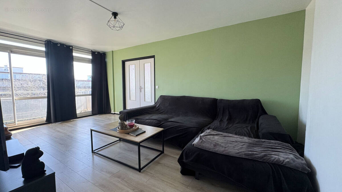 Appartement à LIVRY-GARGAN