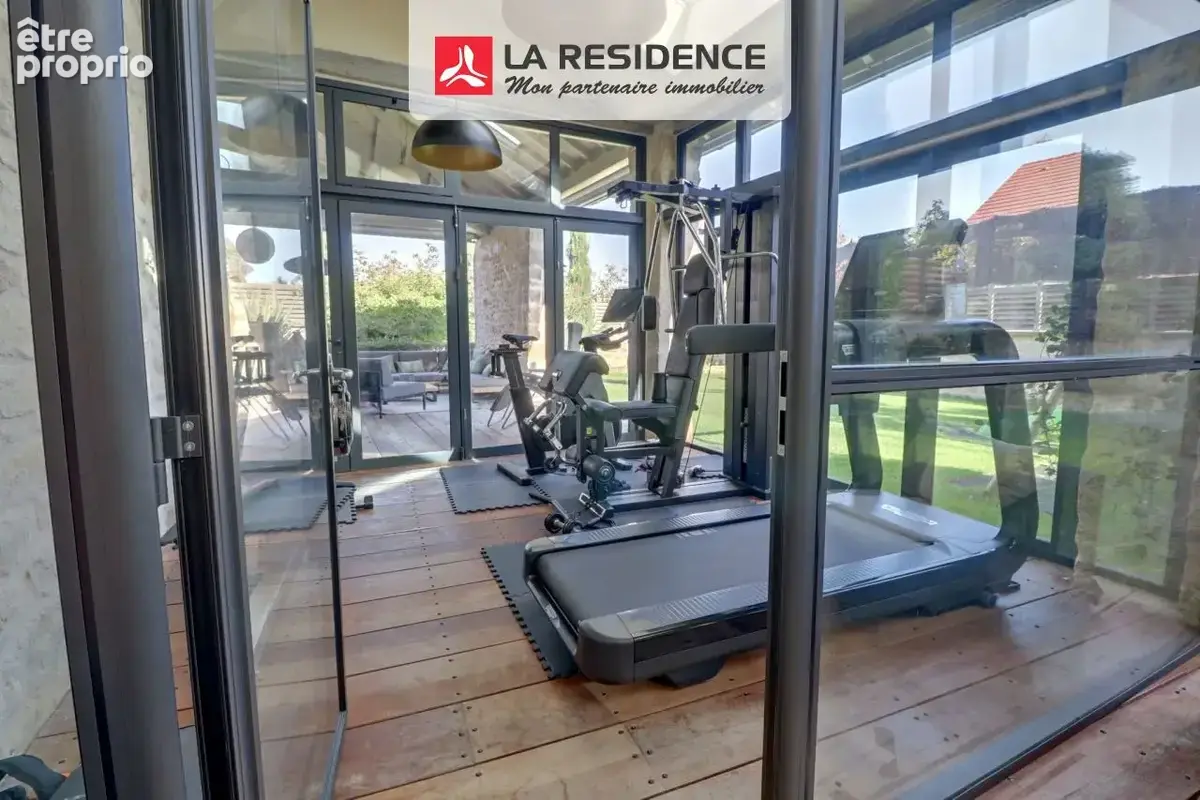 Maison 9 pièces 563 m² à vendre à Jouy-Le-Moutier (95280) - photo 7
