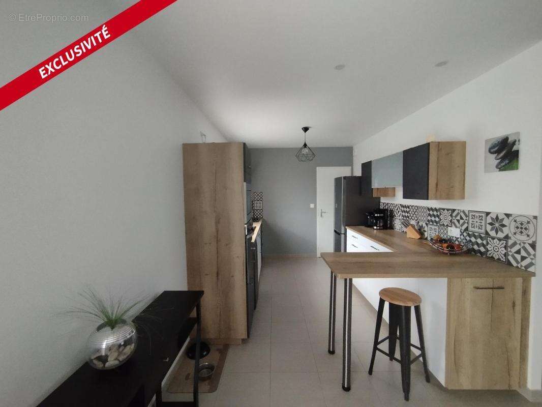 Maison à LE TOUR-DU-PARC