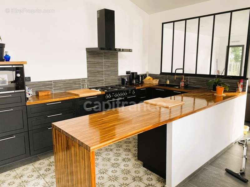 Maison à PLOUNEOUR-TREZ