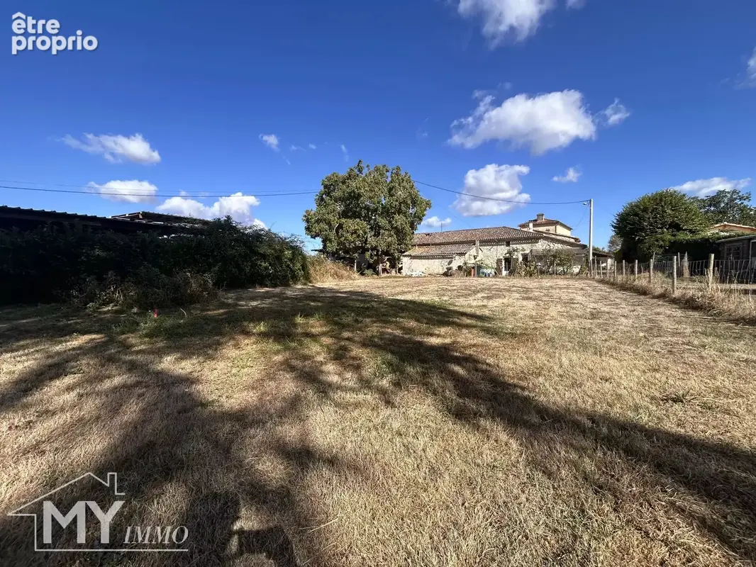 Élégante maison bourgeoise en pierre avec deux granges - photo 21