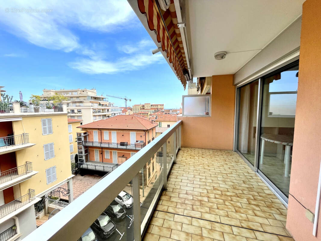 Appartement à MENTON