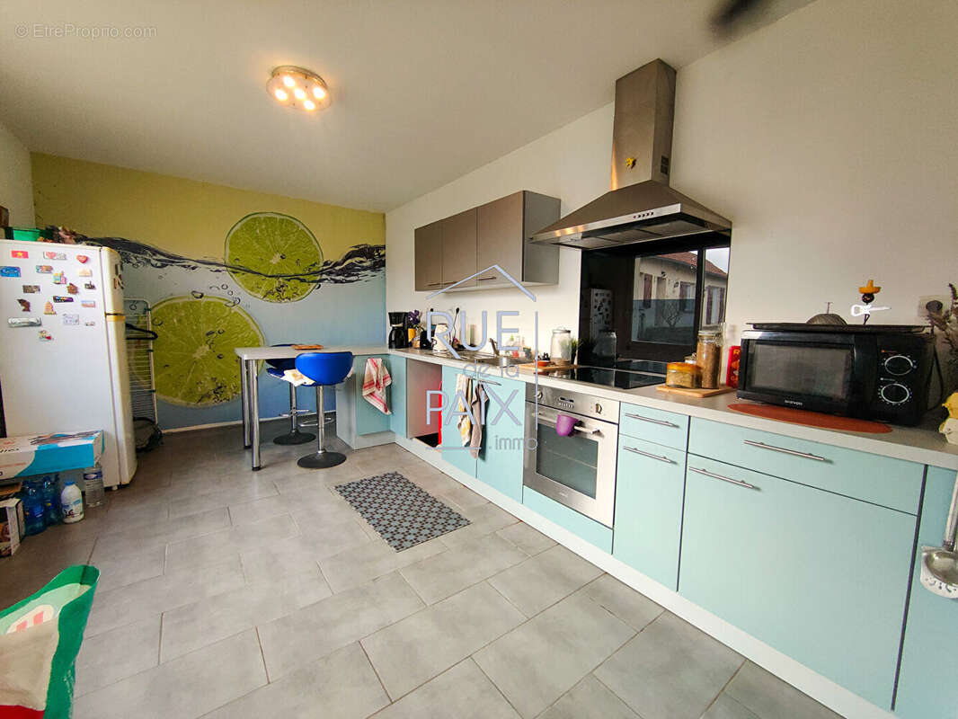 Maison à LENCLOITRE