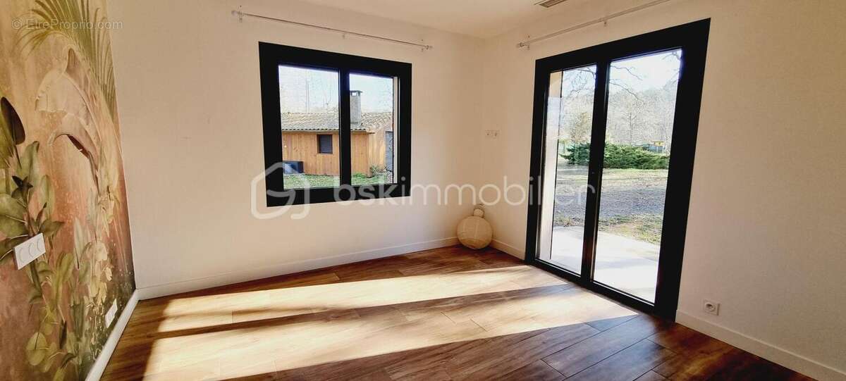 Maison à SAINT-MICHEL-ESCALUS