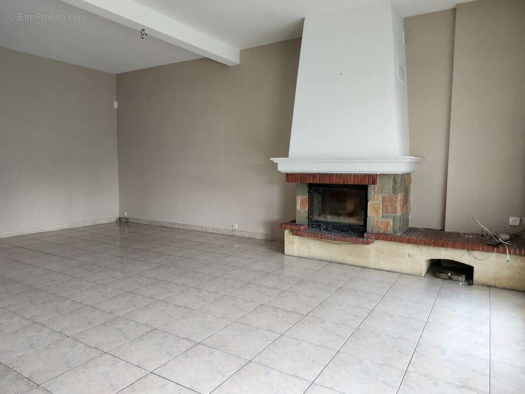 Maison à NOYELLES-GODAULT