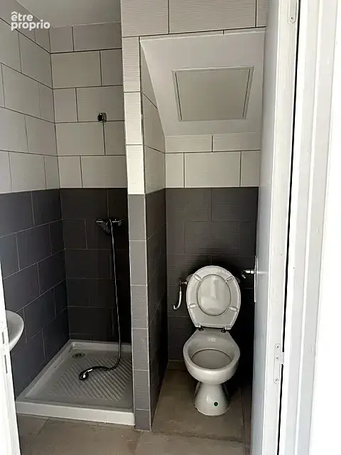 Immeuble entièrement rénové - Marseille 3e-Libre-12% de renta - photo 8