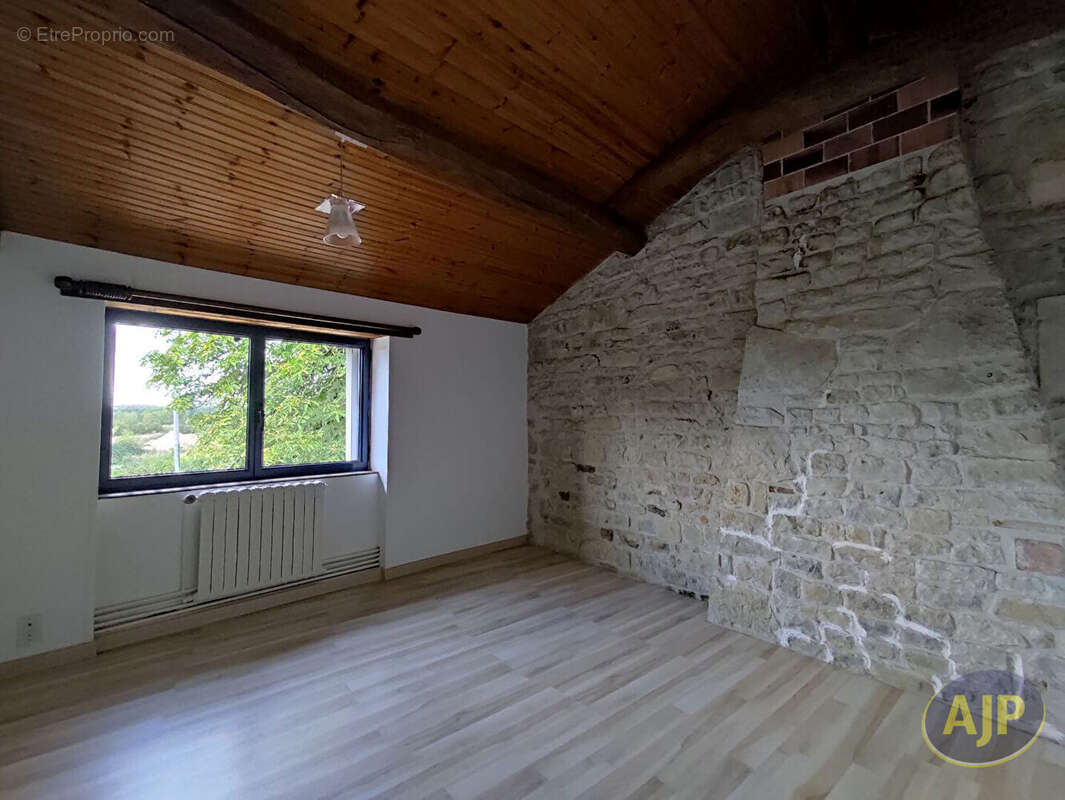 Maison à LA BRETONNIERE-LA-CLAYE