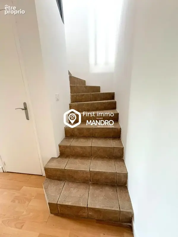 Appartement 3 pièces 84 m² à vendre à Saint-Thibault-Des-Vignes (77400) - photo 8