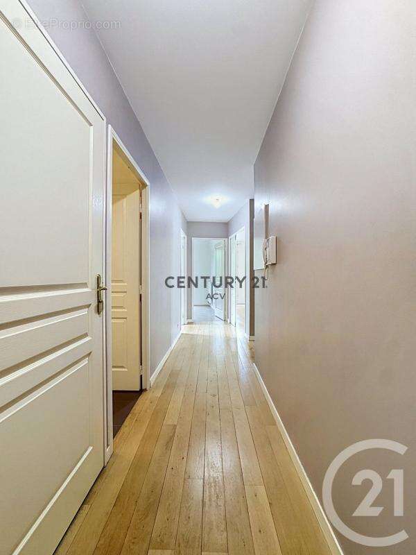 Appartement à MAISONS-ALFORT