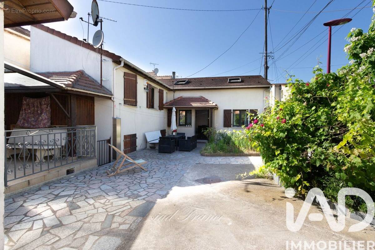 Photo 1 - Maison à BEZONS