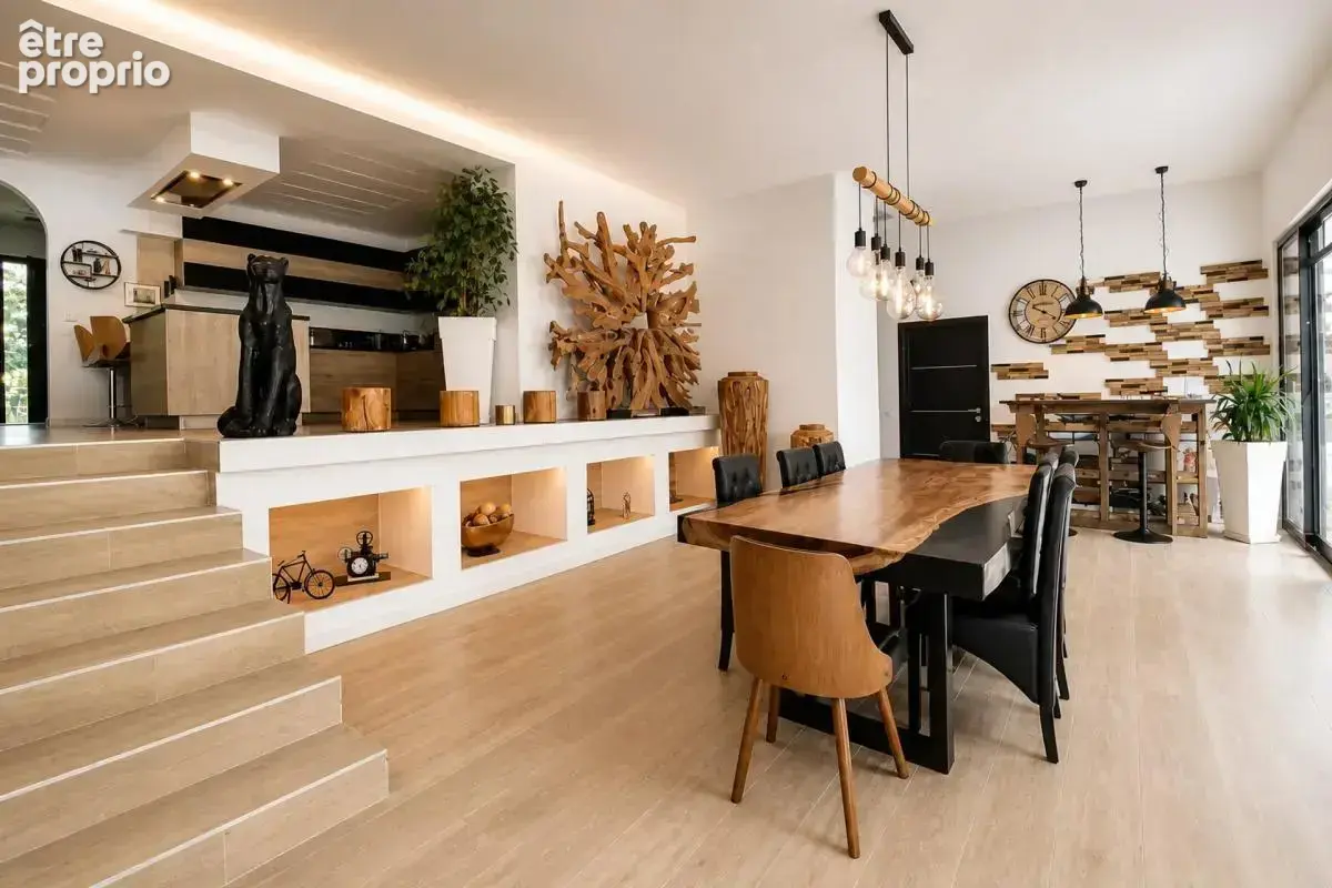 Maison de 8 pièces de 245 m² à Lamorlaye - photo 10