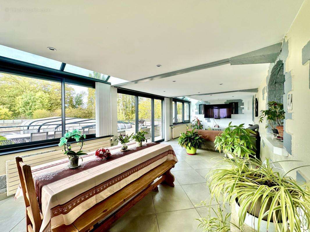 Maison à VILLENEUVE-LES-BORDES