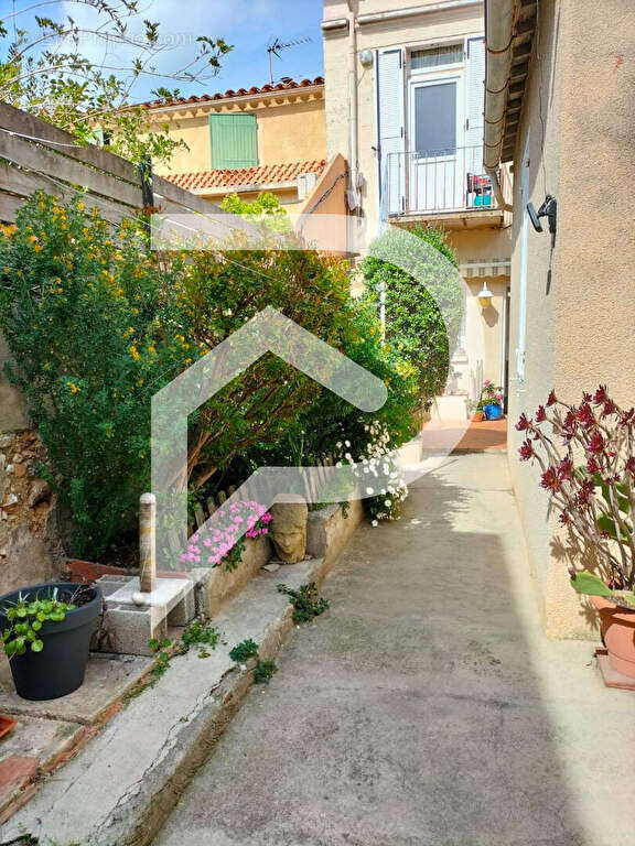 Appartement à MARSEILLE-7E