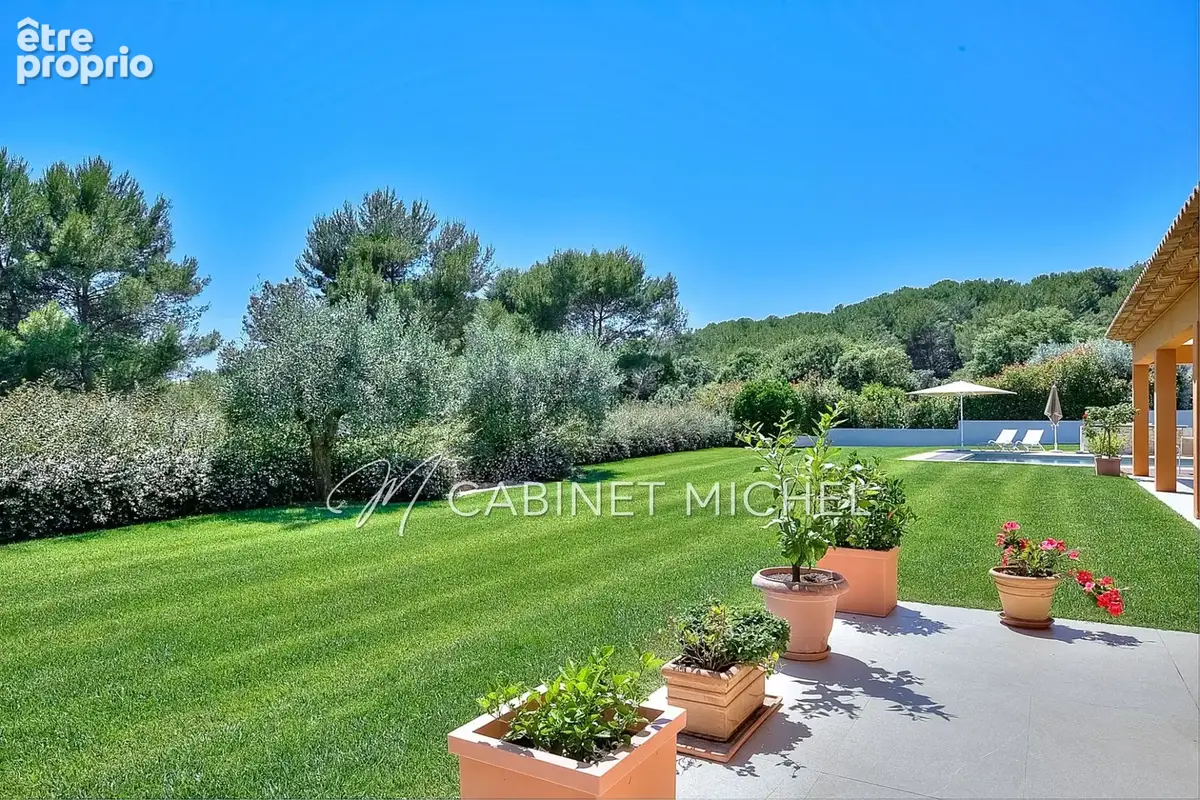 Maison 7 pièces 260 m² à vendre à Biot (06410) - photo 2