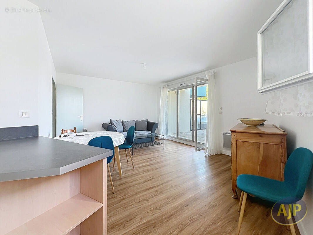 Appartement à REZE