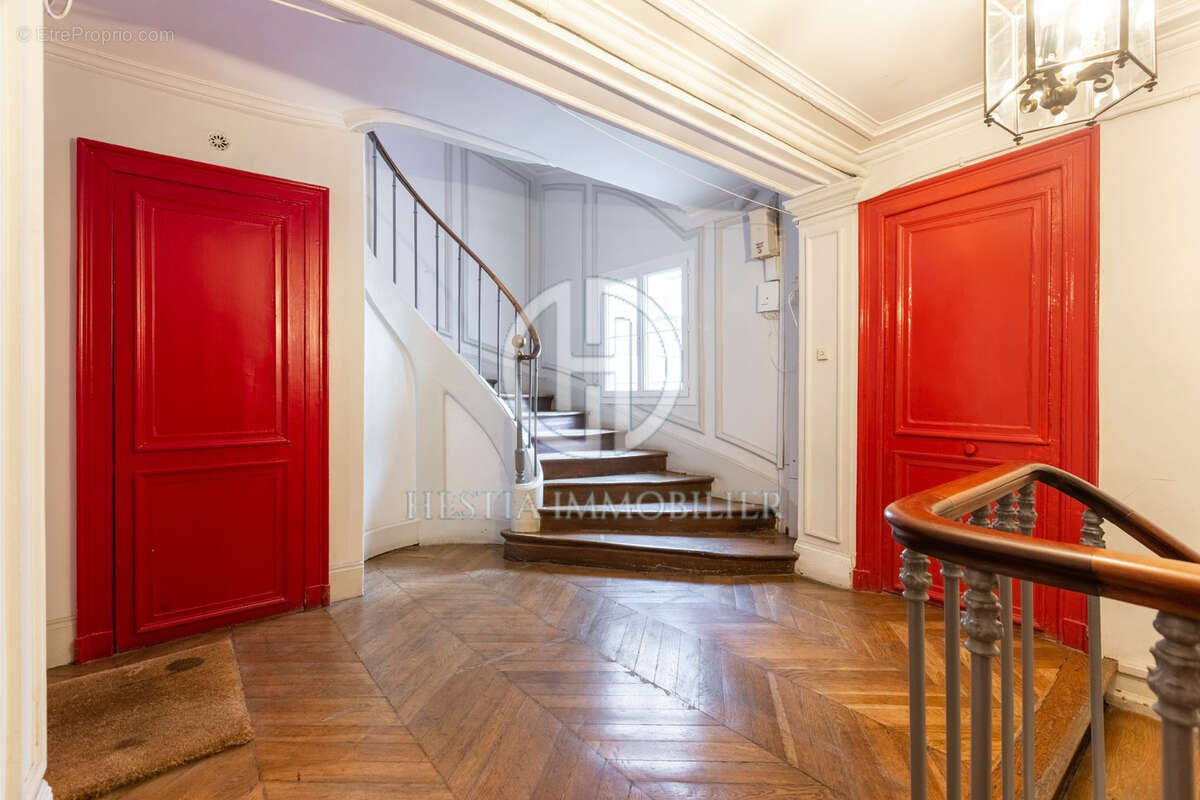 Appartement à PARIS-10E