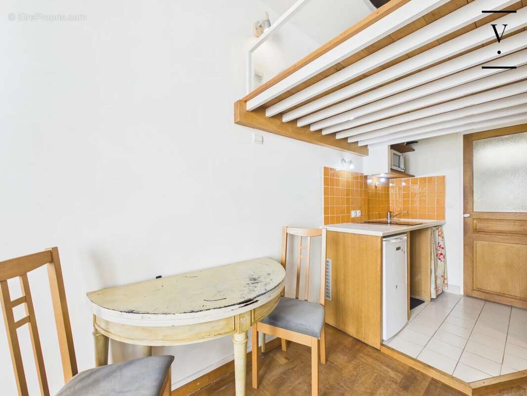 Appartement à PARIS-3E