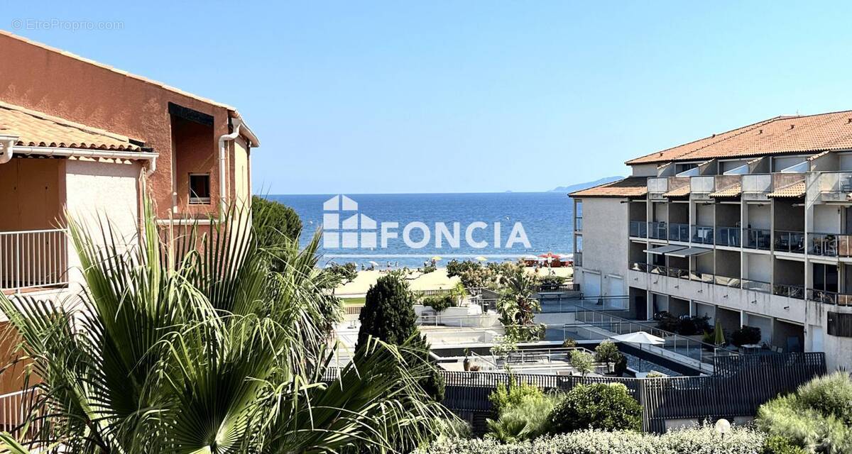 Appartement à LA LONDE-LES-MAURES