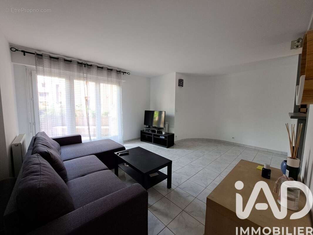 Photo 4 - Appartement à MONTIGNY-LE-BRETONNEUX