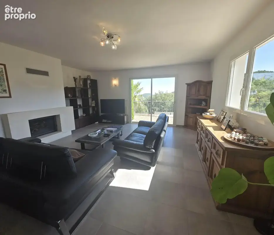 A vendre villa d'architecte piscine - photo 11