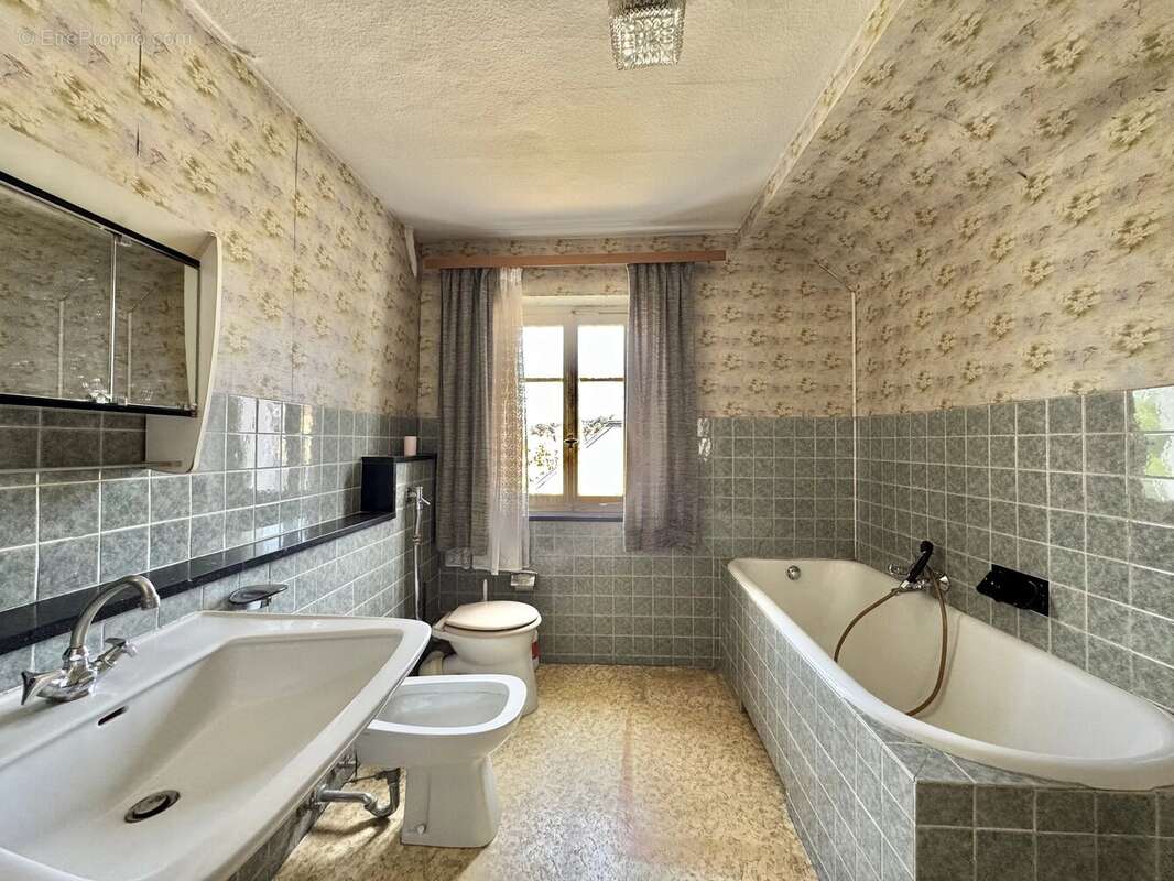 ROPPENTZWILLER - Maison avec dépendance à rénover - photo 10