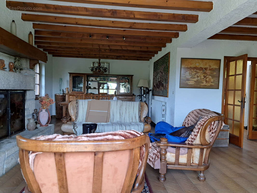 Maison à LE CHAMBON-SUR-LIGNON