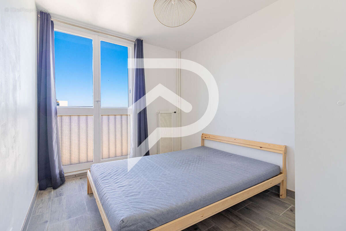 Appartement à MARSEILLE-14E